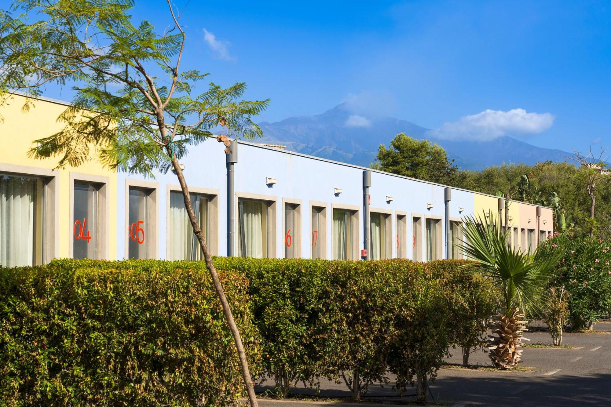 Hotel ibis Styles Catania Acireale Esterno foto