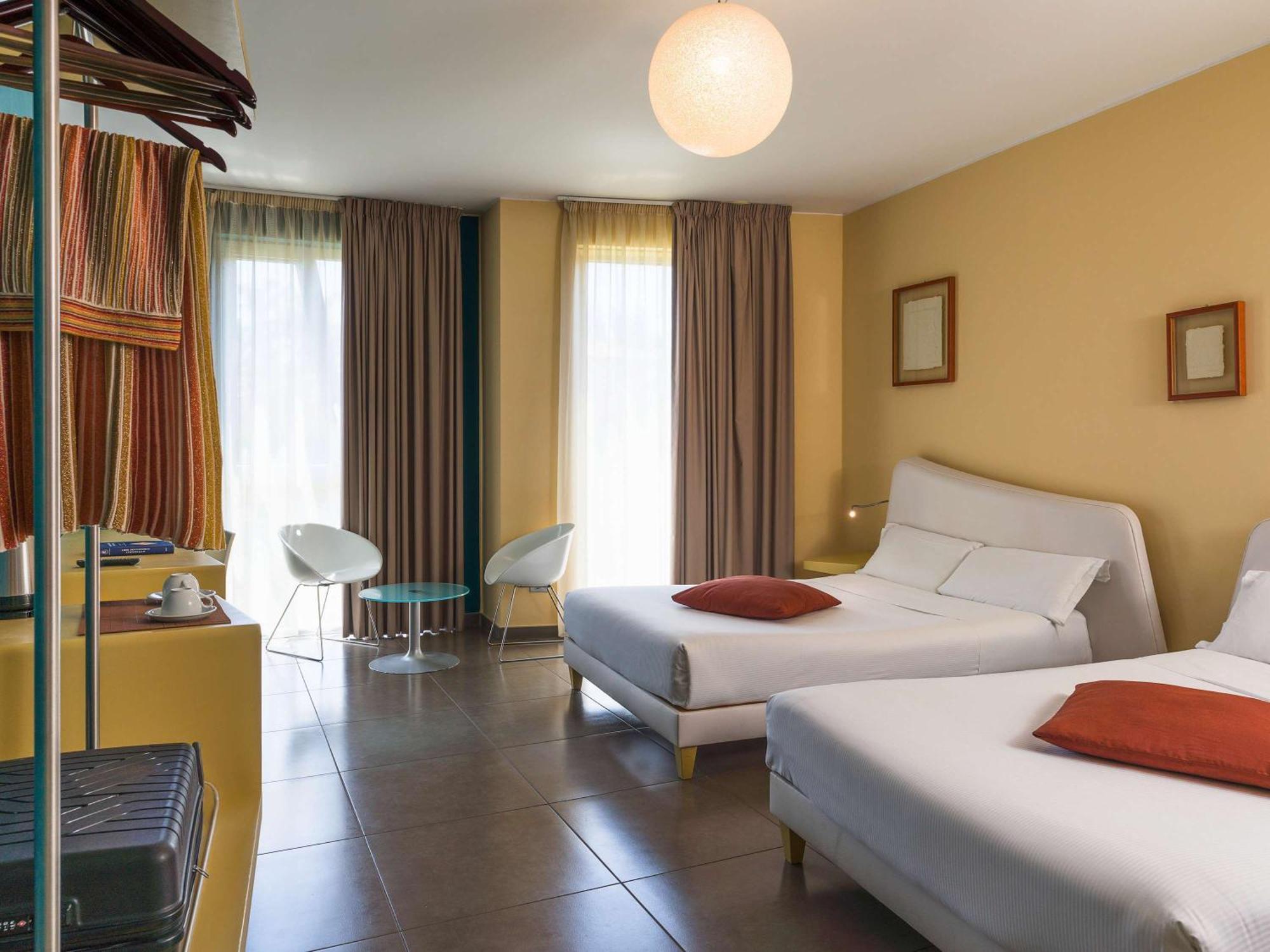 Hotel ibis Styles Catania Acireale Esterno foto