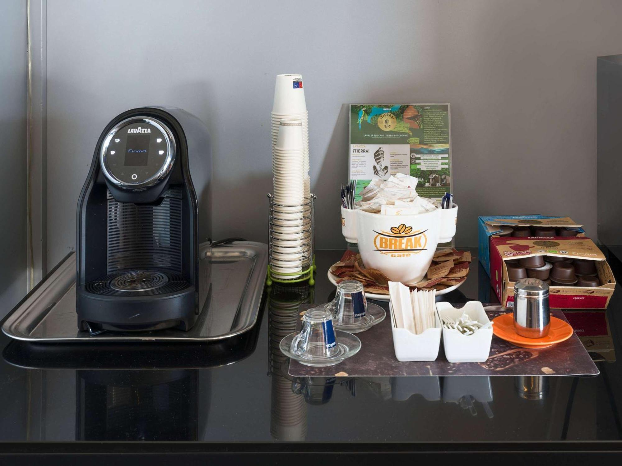 Hotel ibis Styles Catania Acireale Esterno foto
