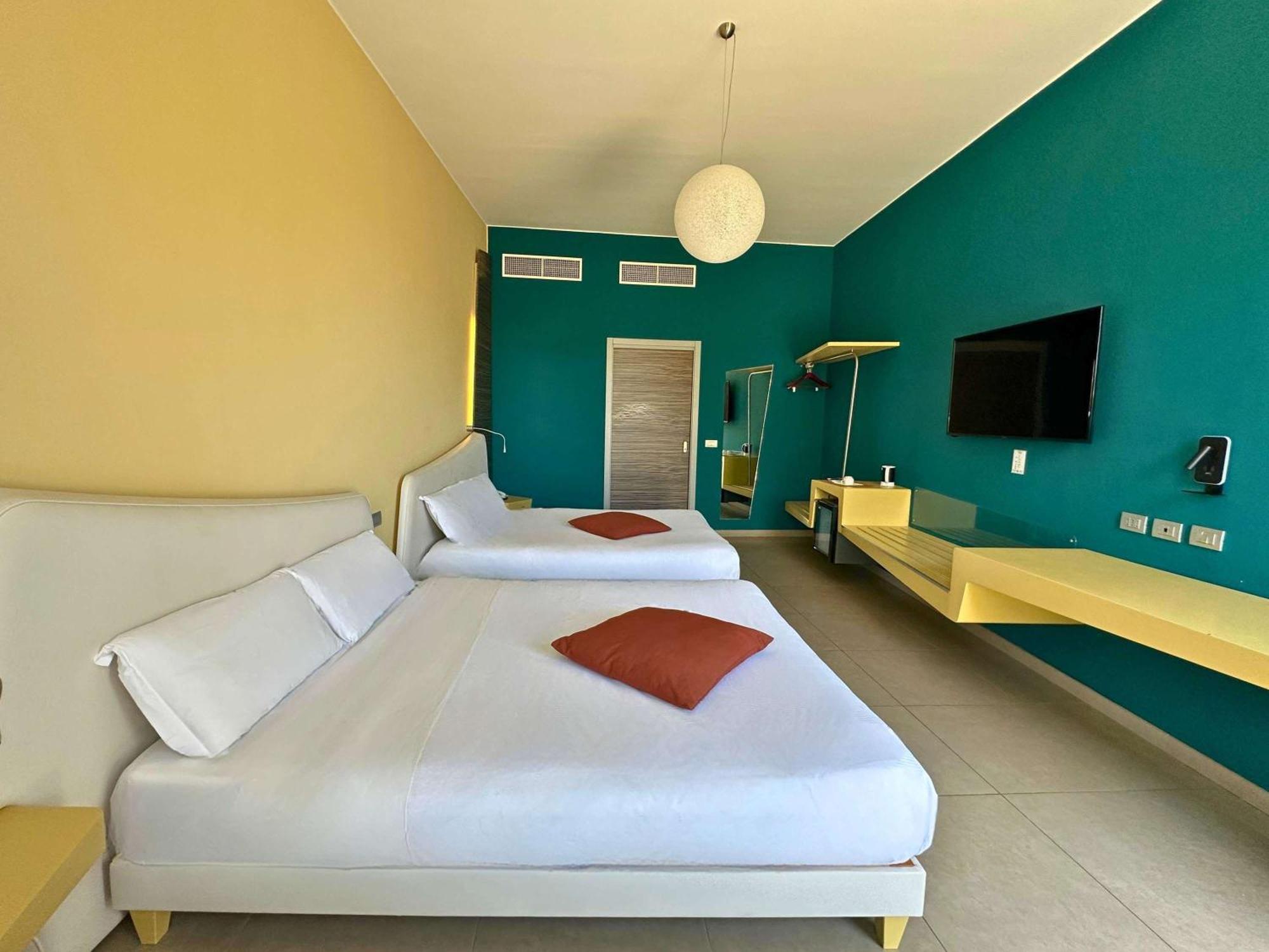 Hotel ibis Styles Catania Acireale Esterno foto