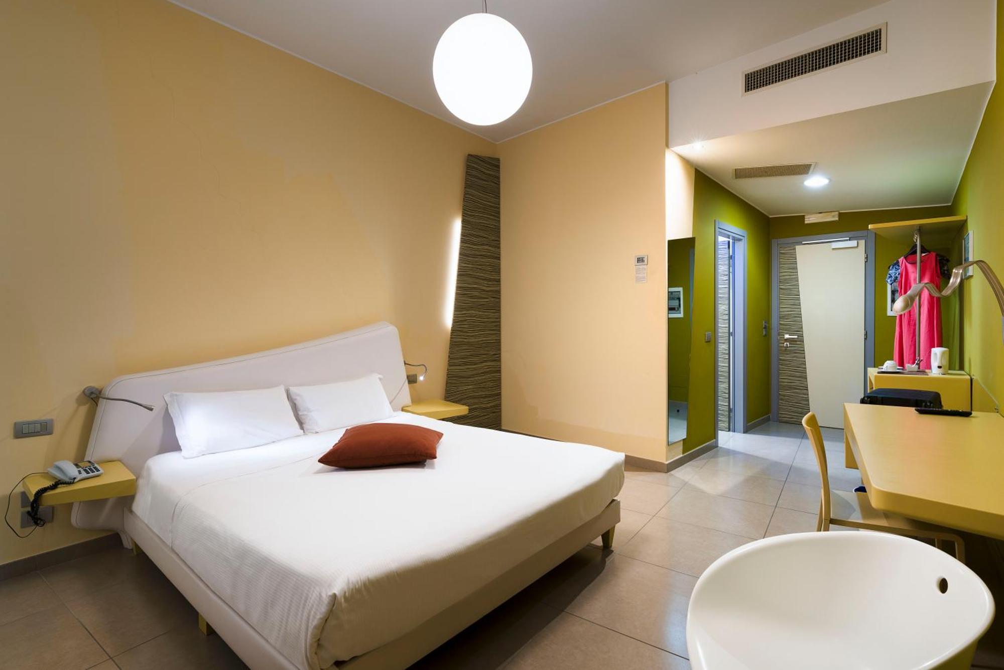Hotel ibis Styles Catania Acireale Esterno foto