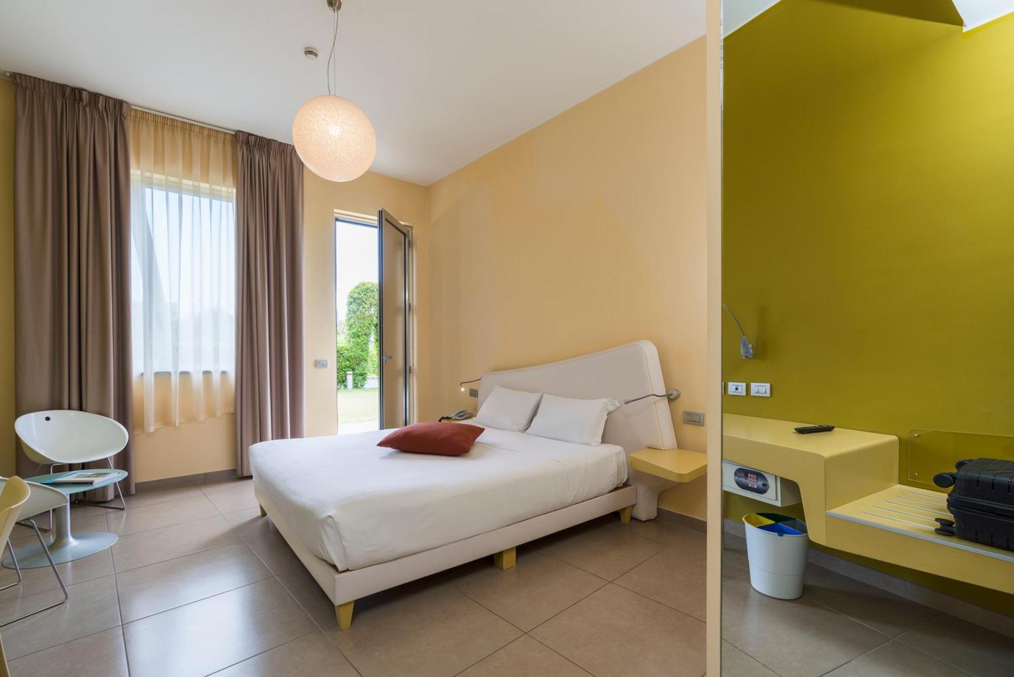 Hotel ibis Styles Catania Acireale Esterno foto