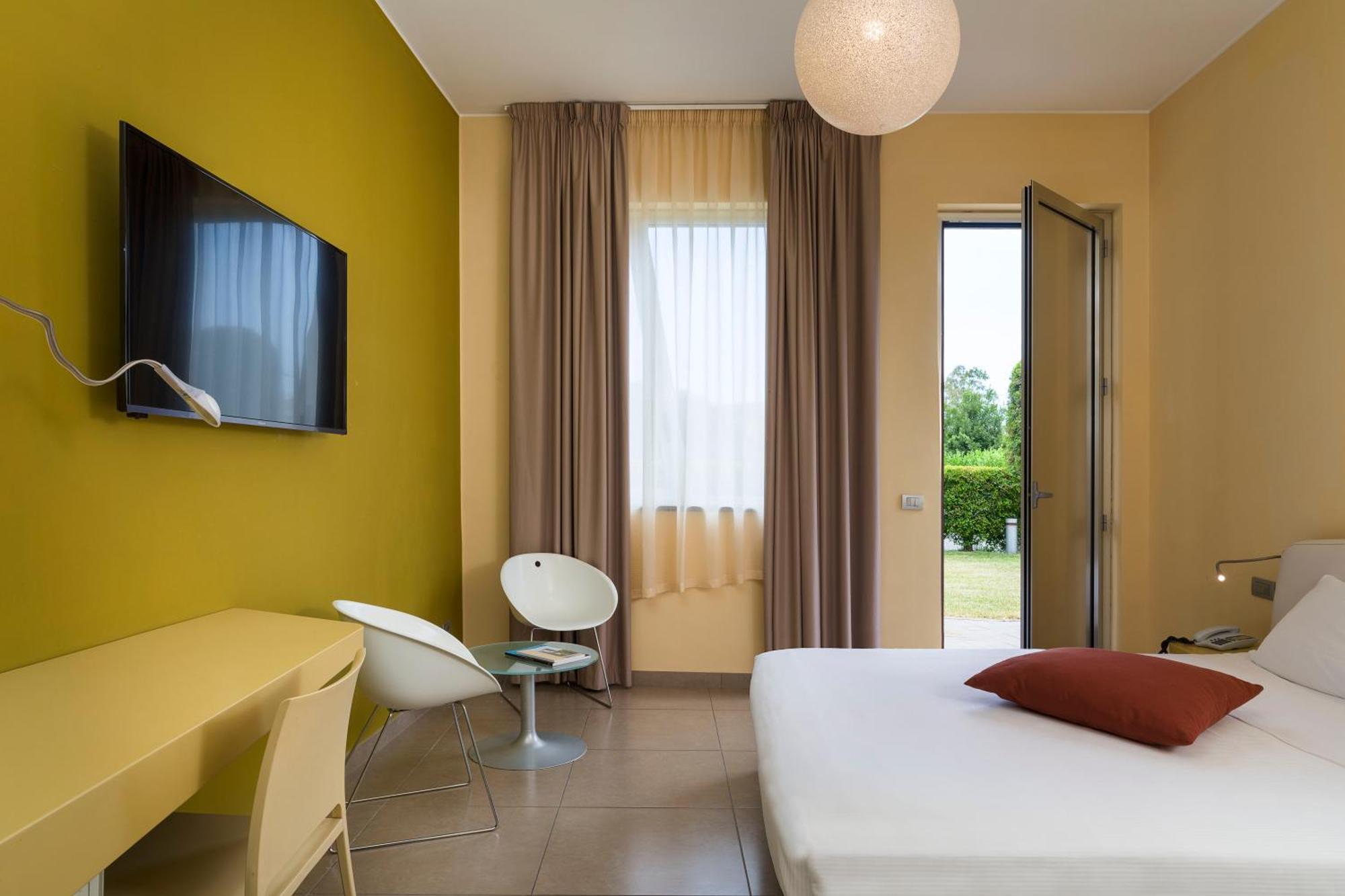 Hotel ibis Styles Catania Acireale Esterno foto